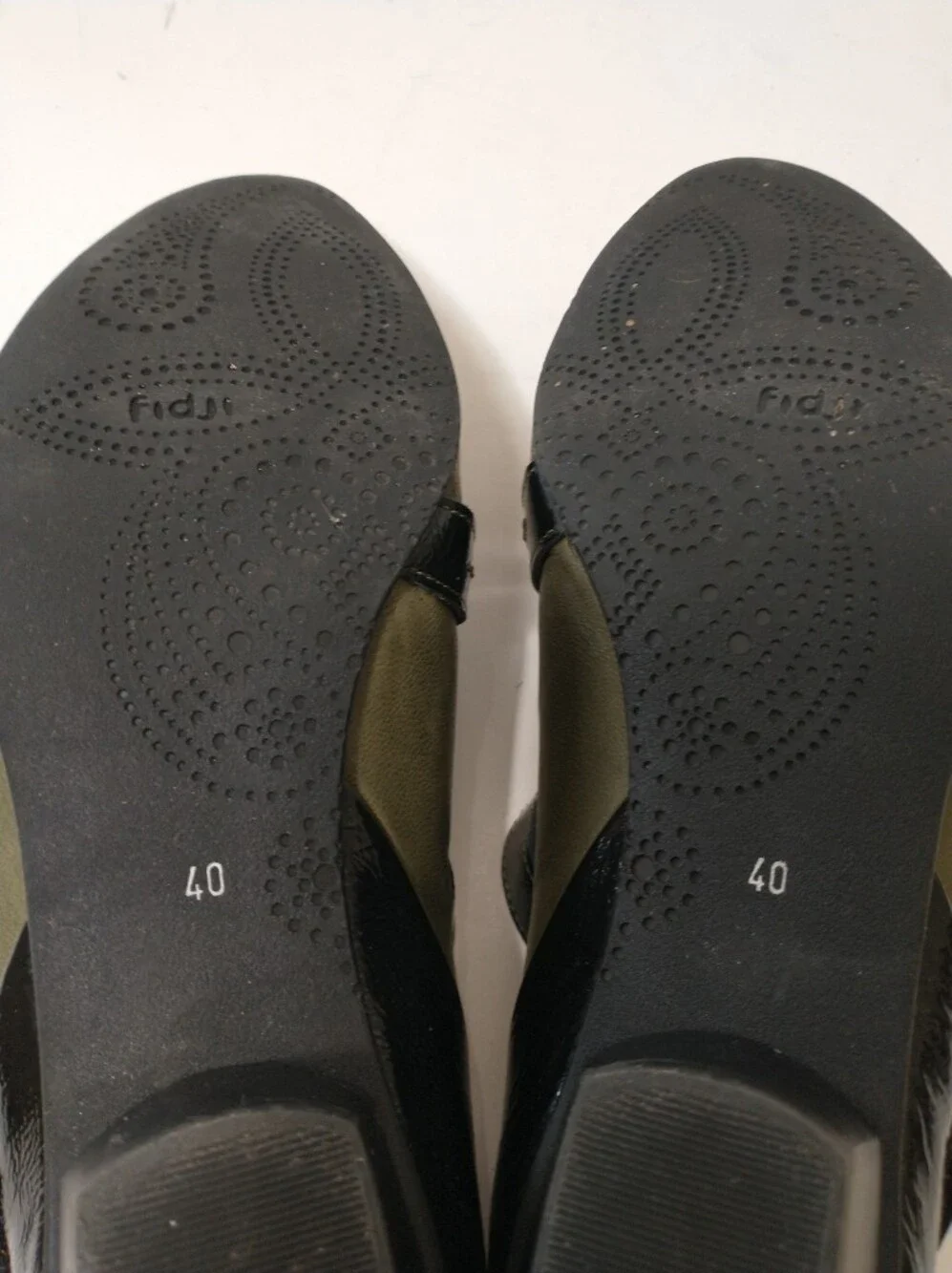 Fidji Green Leather Strappy Women's Heels With Black Patent, Euro Size 40‎